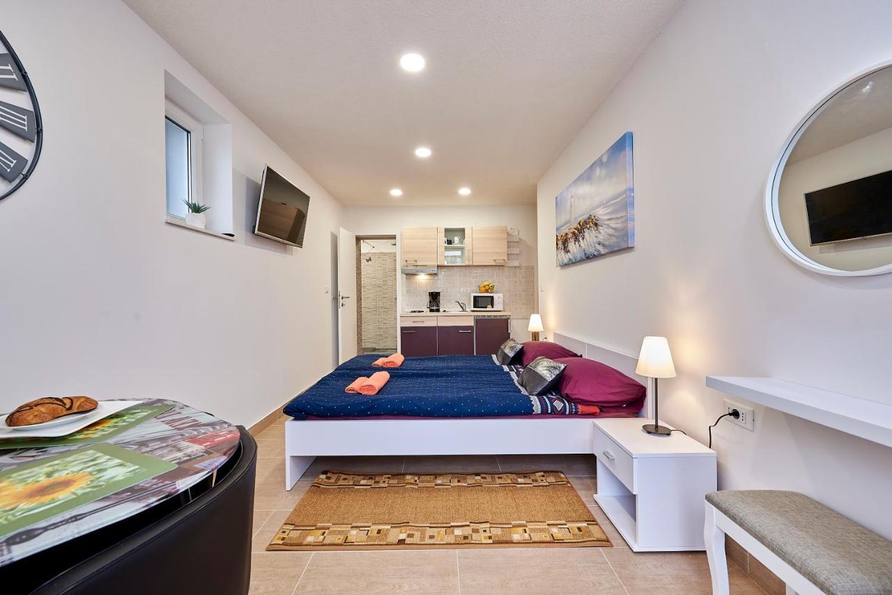 Studio Apartment Bascan Trogir Extérieur photo